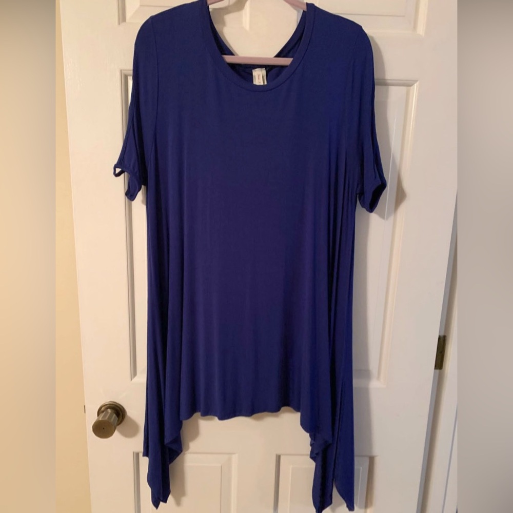 Elegant Blue Women's Top